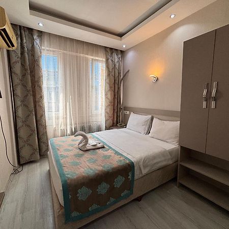 Fly Hotel Istanbul Exterior photo