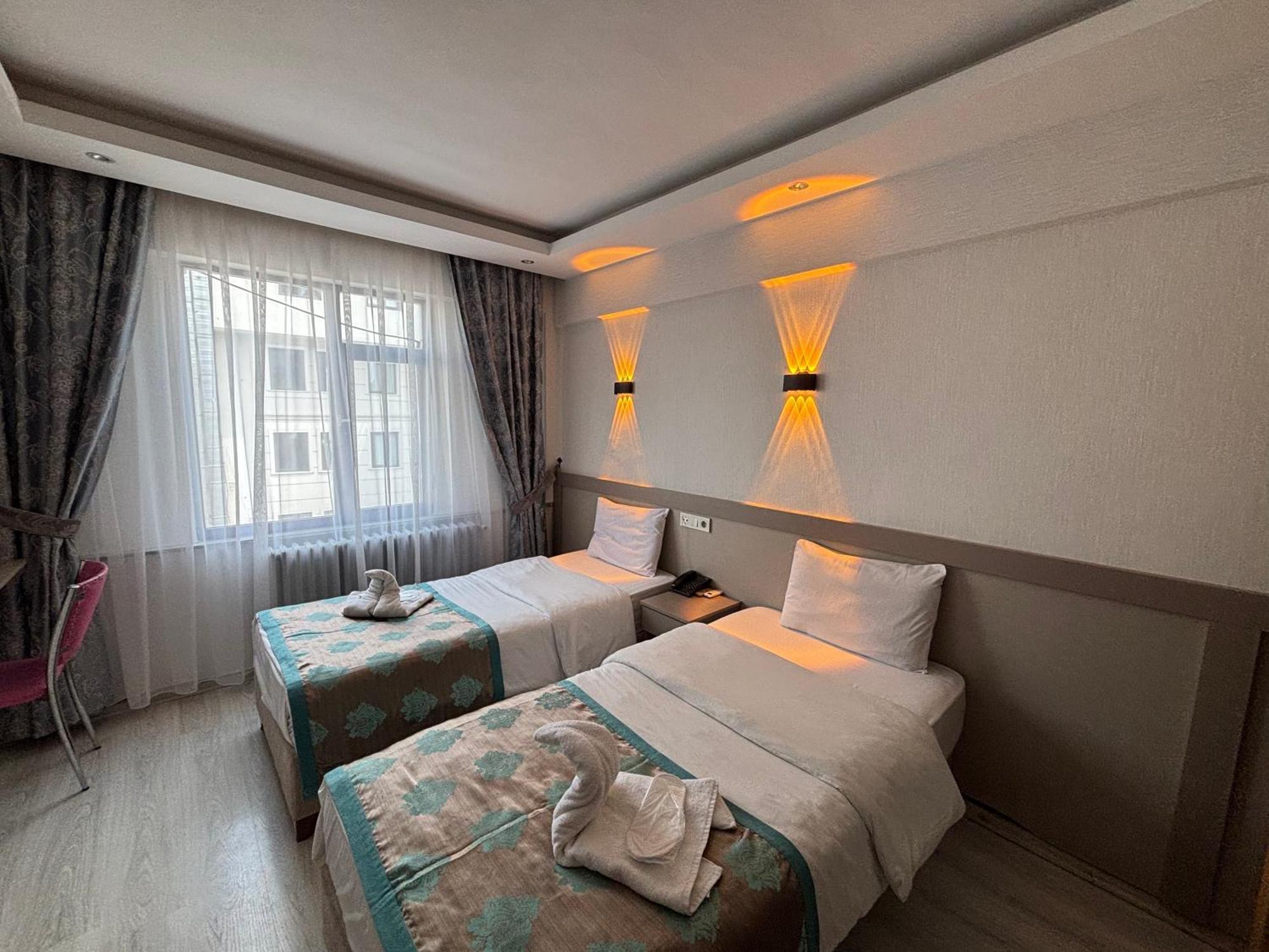Fly Hotel Istanbul Exterior photo